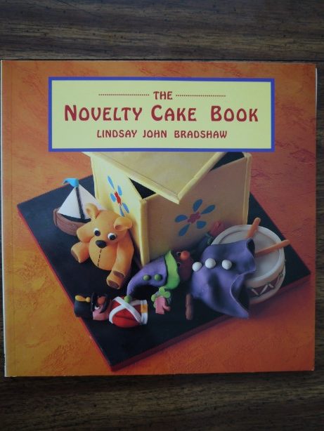 the novelty cake book