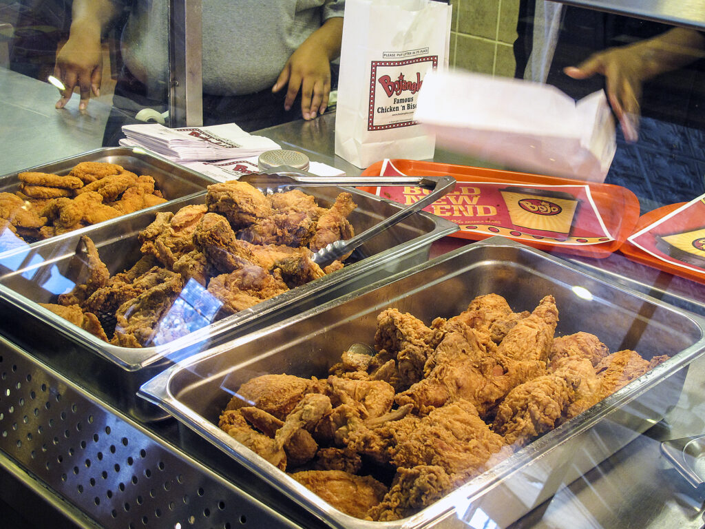 ノースカロライナの食べ物。南部系BBQの違いわかるかな？